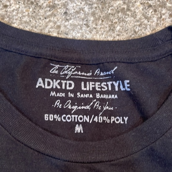 NWT Black Pismo State Beach Fitted T-Shirt - Picture 4 of 5